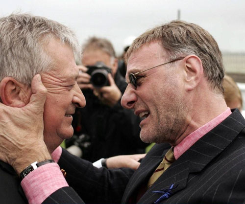 SH greets trainer Geoff Huffer after the Irish 200 Guineas